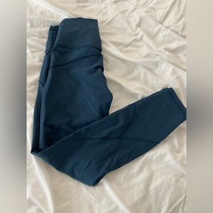 Lululemon like new leggings